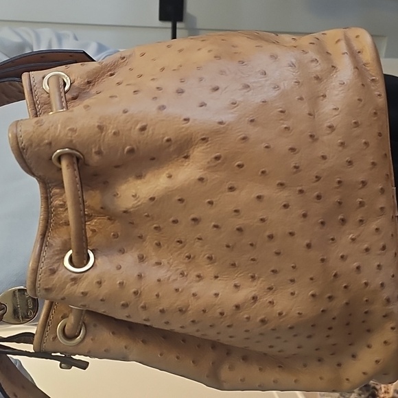 Dooney And Bourke Tan Leather Drawstring Bucket Bag - Picture 6 of 9